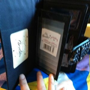 Buxton - Hailey-Super Wallet